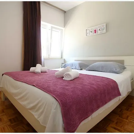 To&ma * Primošten